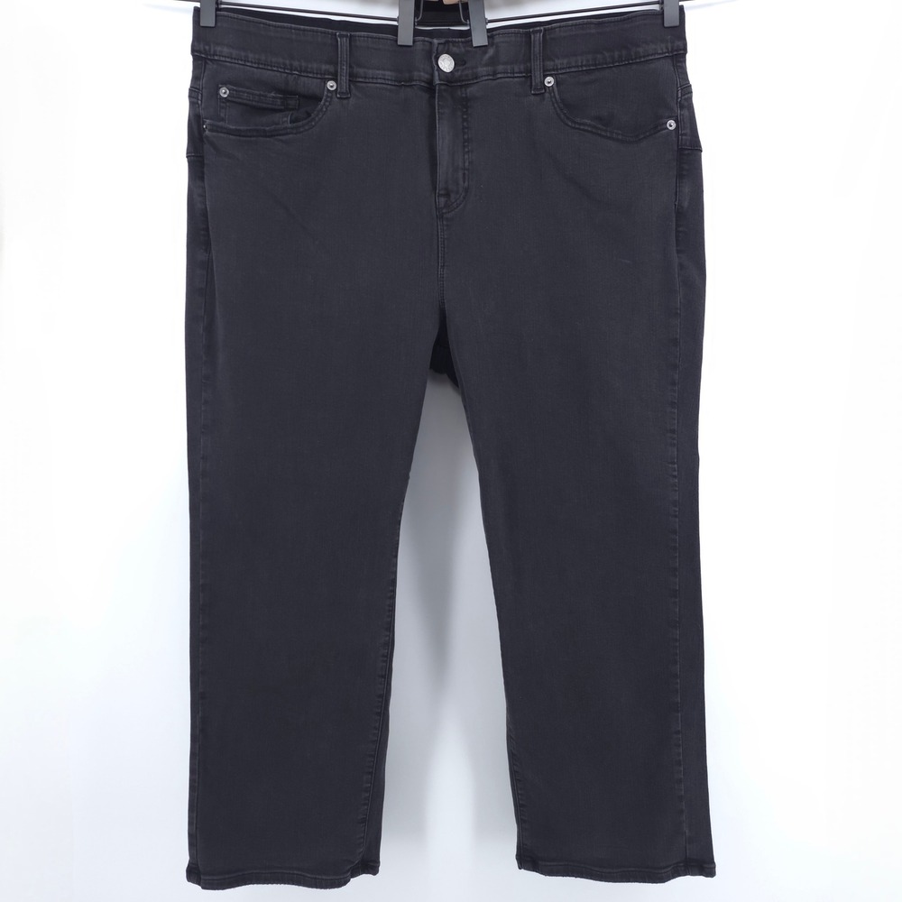 Torrid Women Jeans Bombshell Straight 24S Black Premium Stretch Denim Curvy Fit